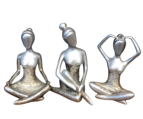 Yogacı Kızlar